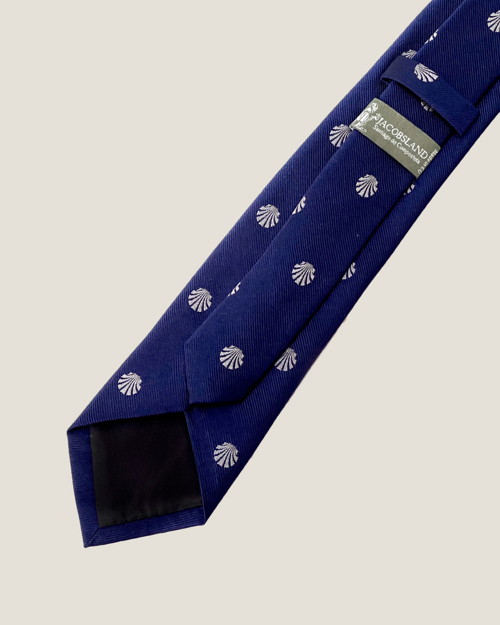 CORBATA CONCHA GRIS