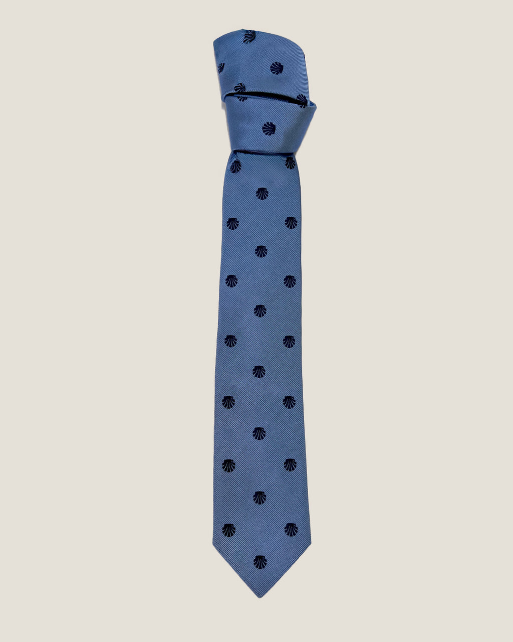CORBATA CONCHA CELESTE