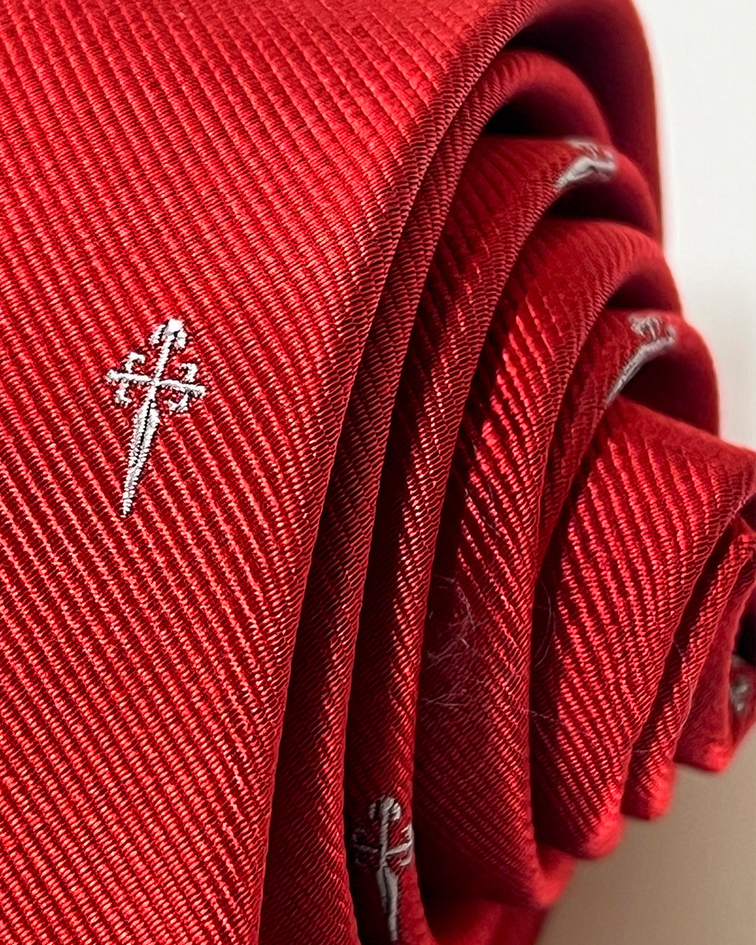 CORBATA CRUZ ROJA